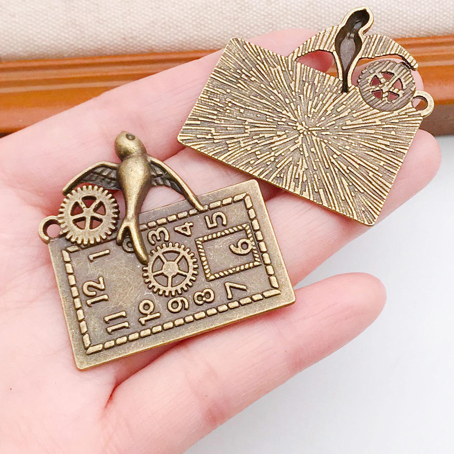 Винтажный зеленый европейский кулон-часы с шестеренками, ожерелье, шарм, компоненты